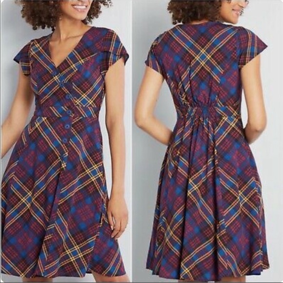 ModCloth Sentimental Special Button front Plaid dress - Picture 2 of 11